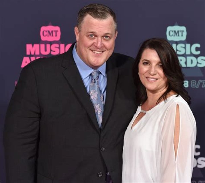 Billy Gardell’s Wife: Who is Billy Gardell Dating?