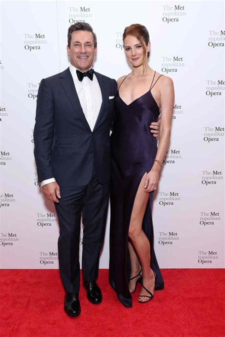 Jon Hamm’s Girlfriend: Who is Jon Hamm Dating?