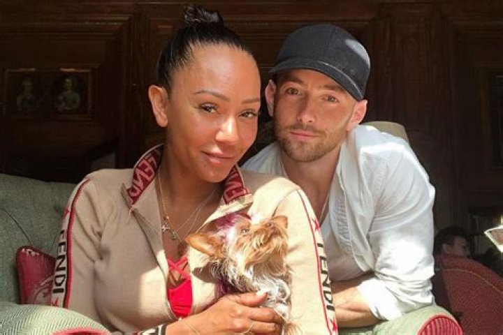 Mel Wherry’s Boyfriend: Who is Mel Wherry Dating?