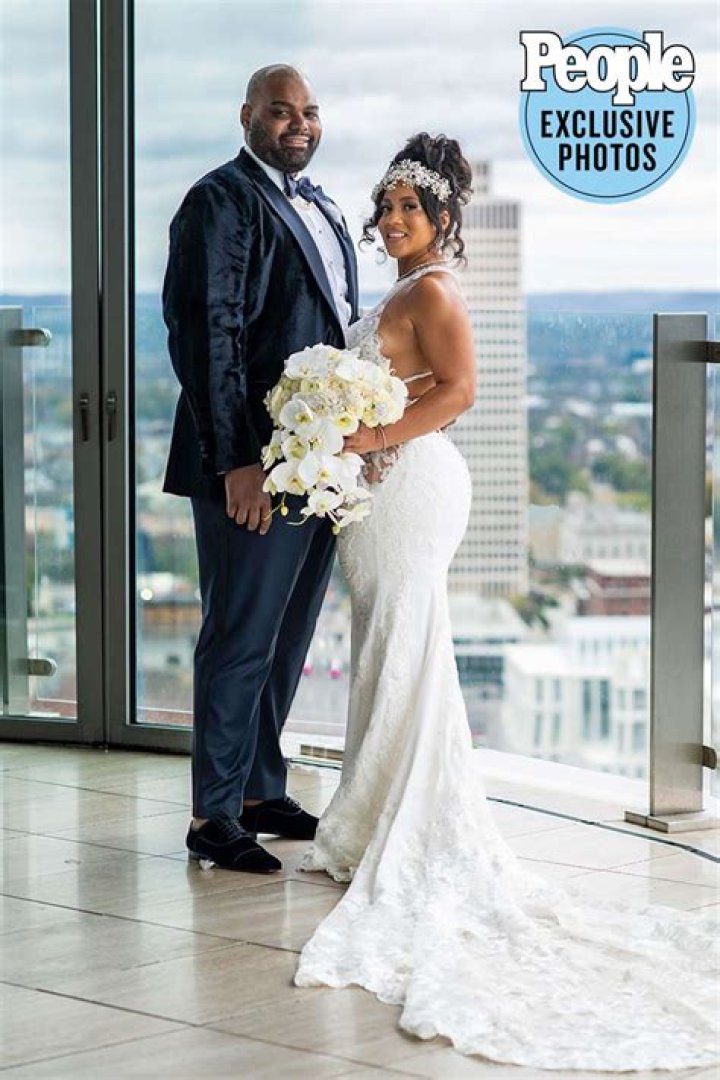 Michael Oher’s Girlfriend: Who is Michael Oher Dating?