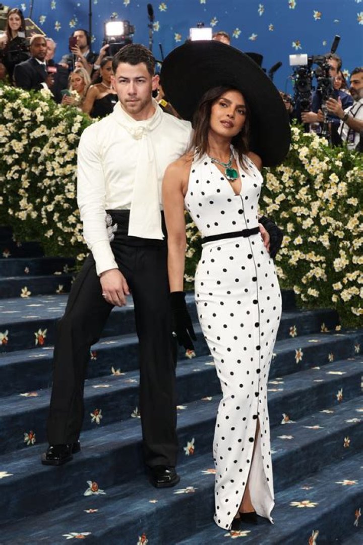 Priyanka Rawat’s Girlfriend: Who is Priyanka Rawat Dating?