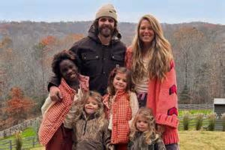 Rhett Akins’s Girlfriend: Who is Rhett Akins Dating?