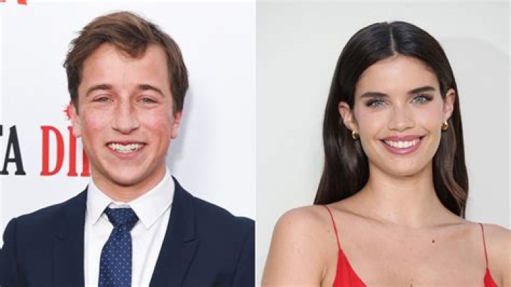 Skyler Gisondo’s Girlfriend: Who is Skyler Gisondo Dating?