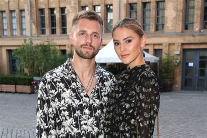 Stefanie Giesinger’s Boyfriend: Who is Stefanie Giesinger Dating?