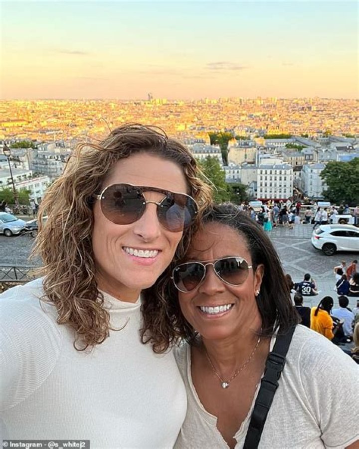 Stephanie Waldrip’s Boyfriend: Who is Stephanie Waldrip Dating?