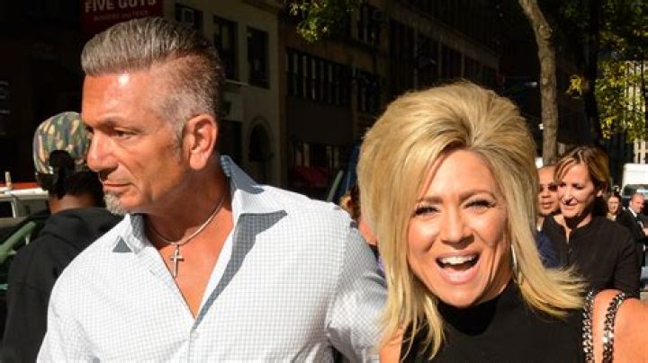 Theresa Caputo’s Boyfriend: Who is Theresa Caputo Dating?