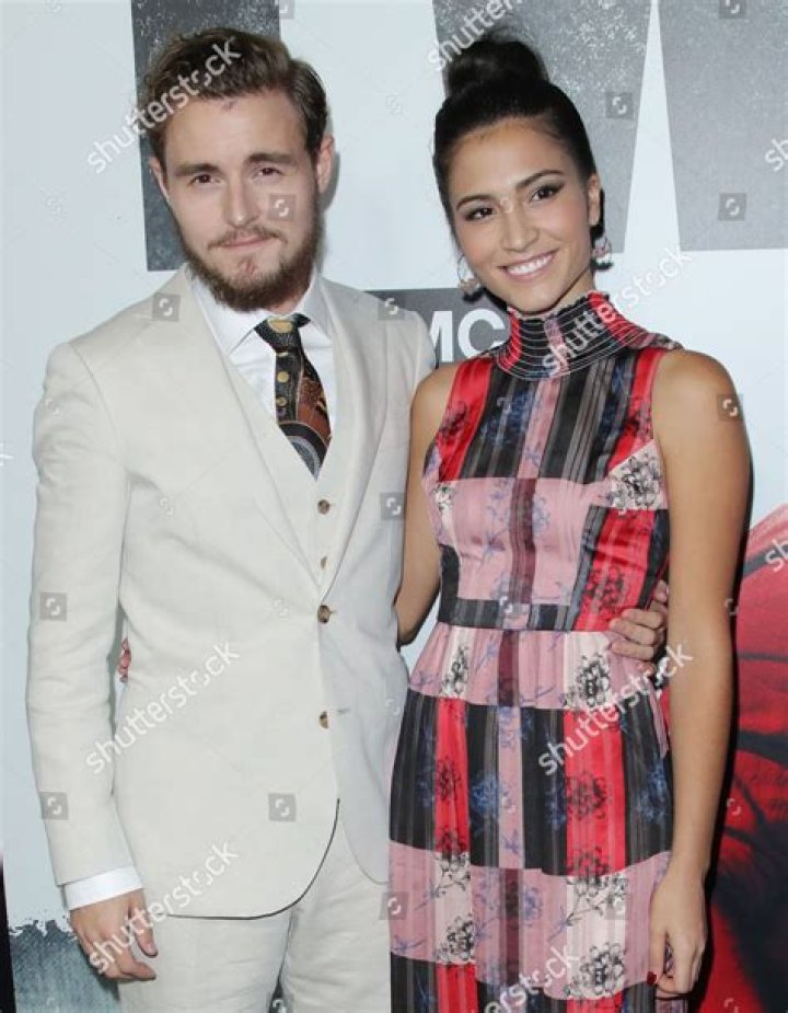 Who is Callan McAuliffe Dating – Callan McAuliffe's Girlfriend & Exes