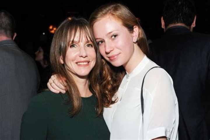 Who is Laraine Newman Dating – Laraine Newman's Husband & Exes