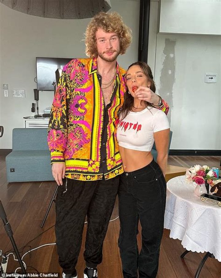 Willzyyy’s Girlfriend: Who is Willzyyy Dating?