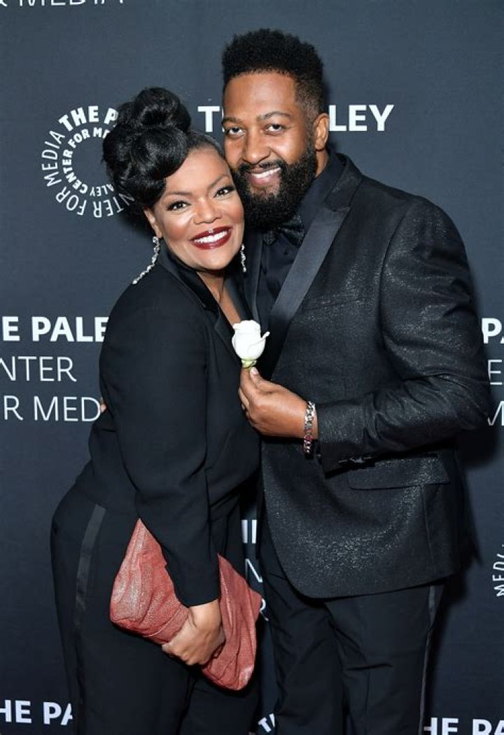 Yvette Nicole Brown’s Boyfriend: Who is Yvette Nicole Brown Dating?